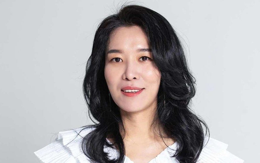 “Mr. Queen” actress Cha Chung Hwa to get married this month!