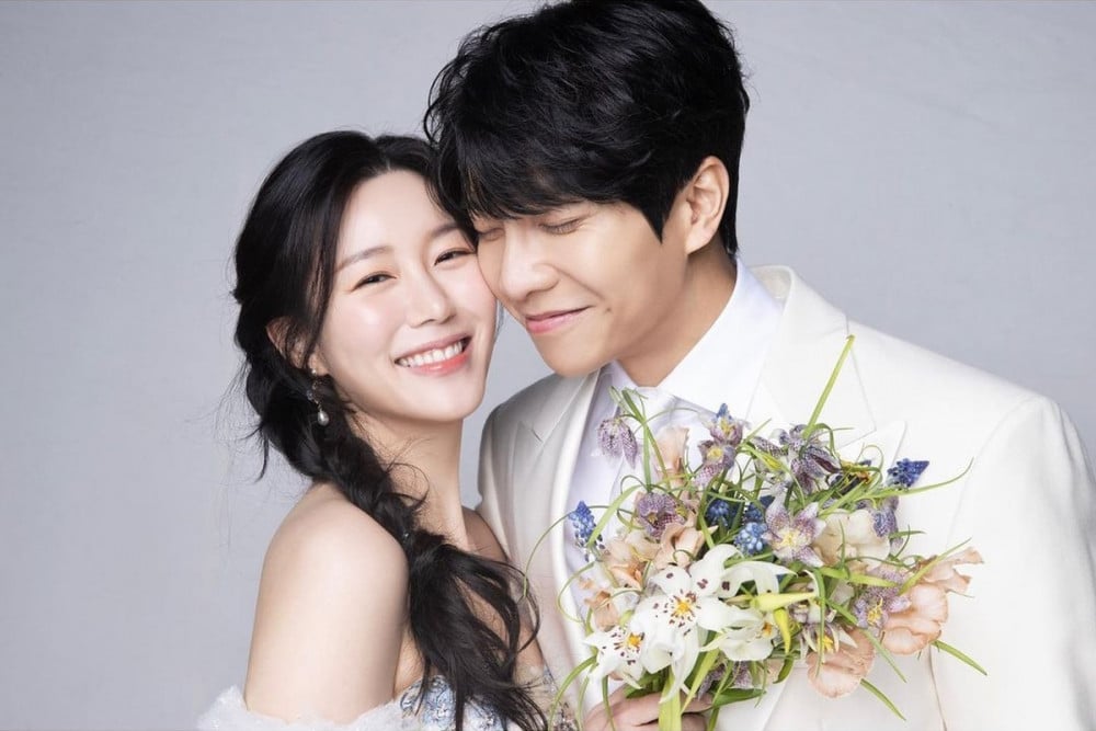 Lee Seung Gi and Lee Da In are expecting their first child!