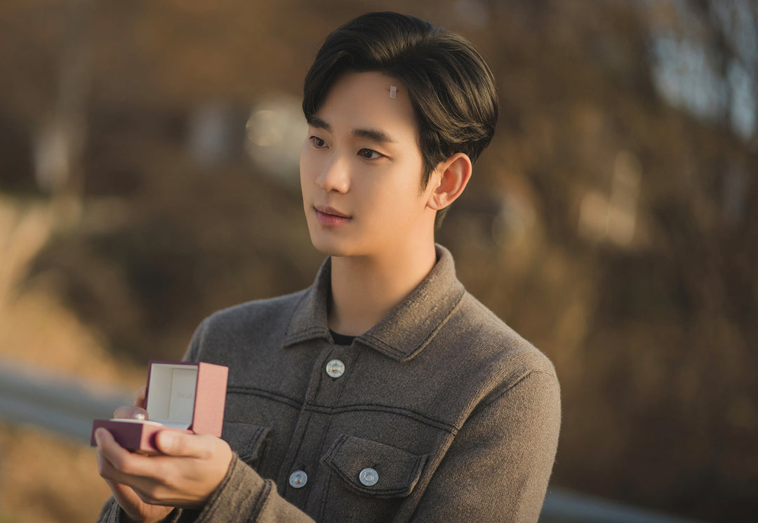 Kim Soo Hyun to lend his voice for a new “Queen of Tears” OST